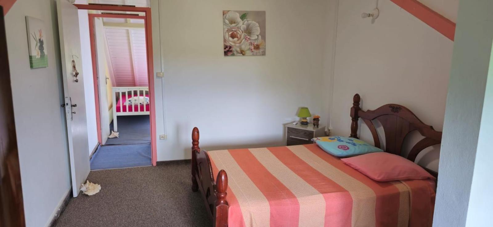Maison Du Soleil Les Abymes Luaran gambar